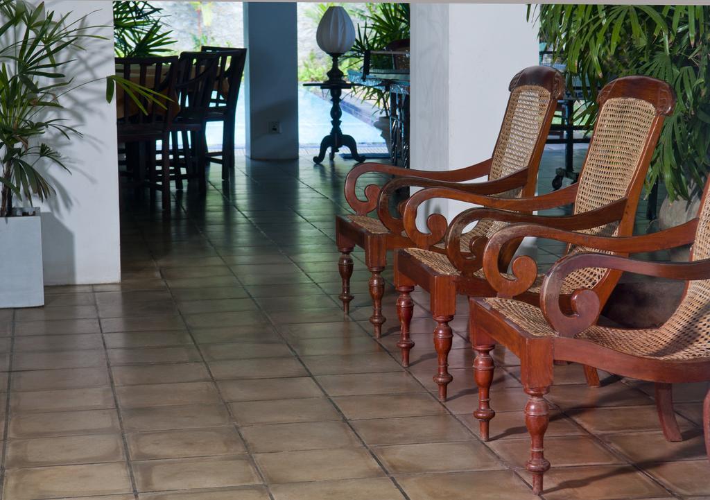 Hotel Sunflower Kataragama Zimmer foto