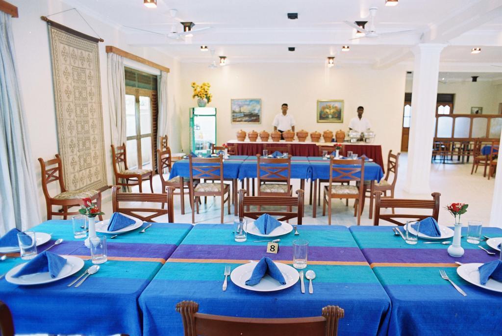 Hotel Sunflower Kataragama Zimmer foto