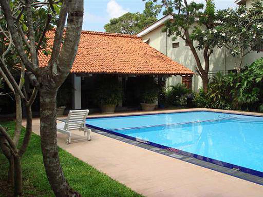 Hotel Sunflower Kataragama Zimmer foto