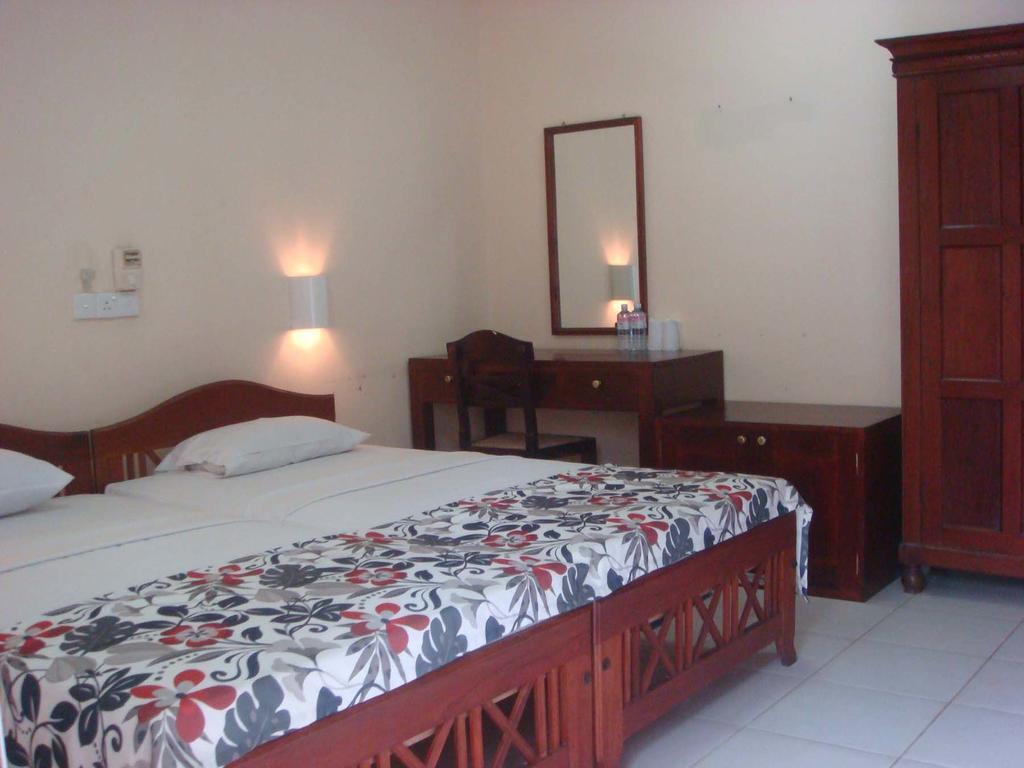 Hotel Sunflower Kataragama Zimmer foto