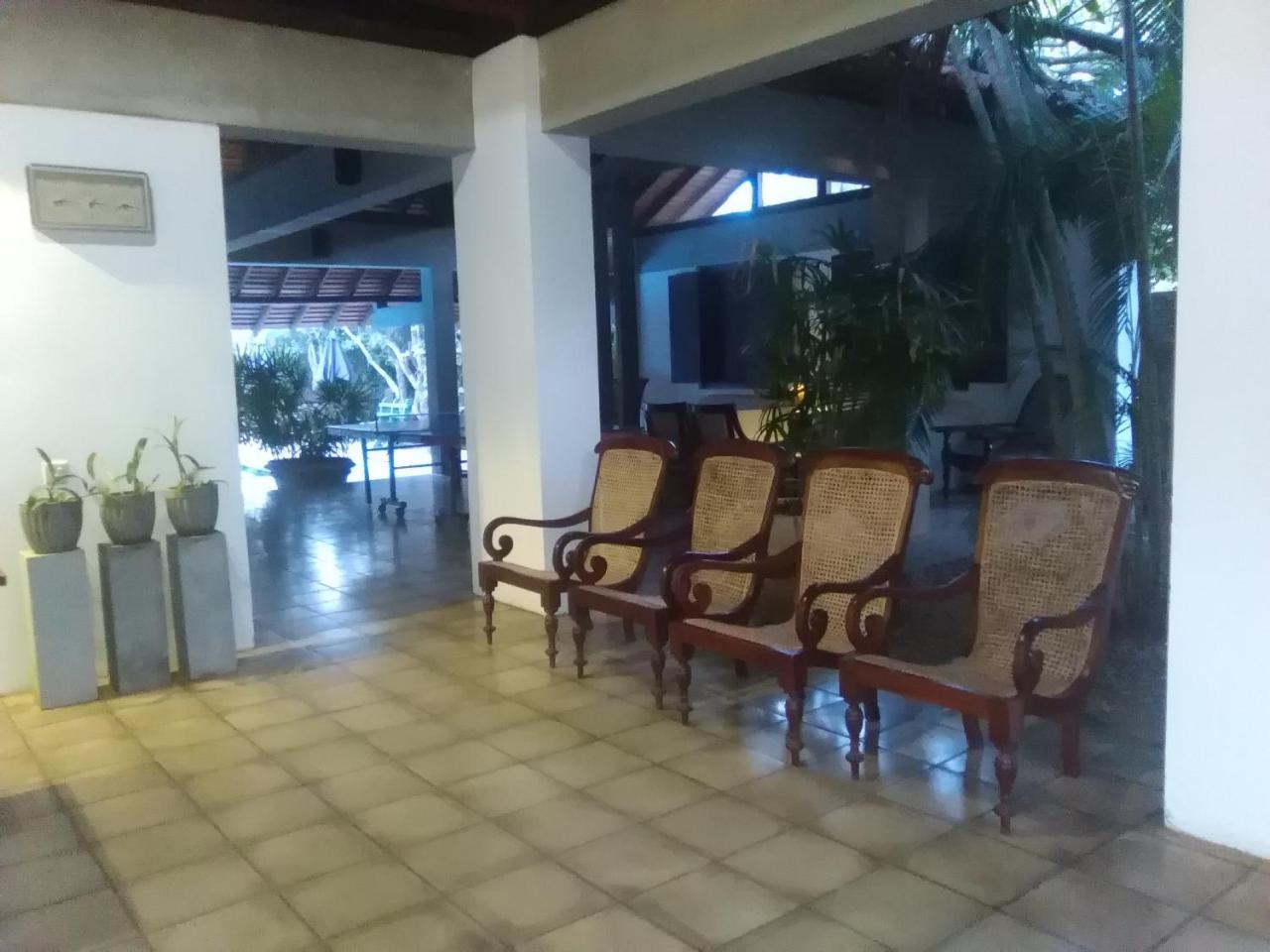 Hotel Sunflower Kataragama Exterior foto